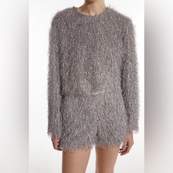 Saint Art Gray Feather Top - Picture 2 of 8